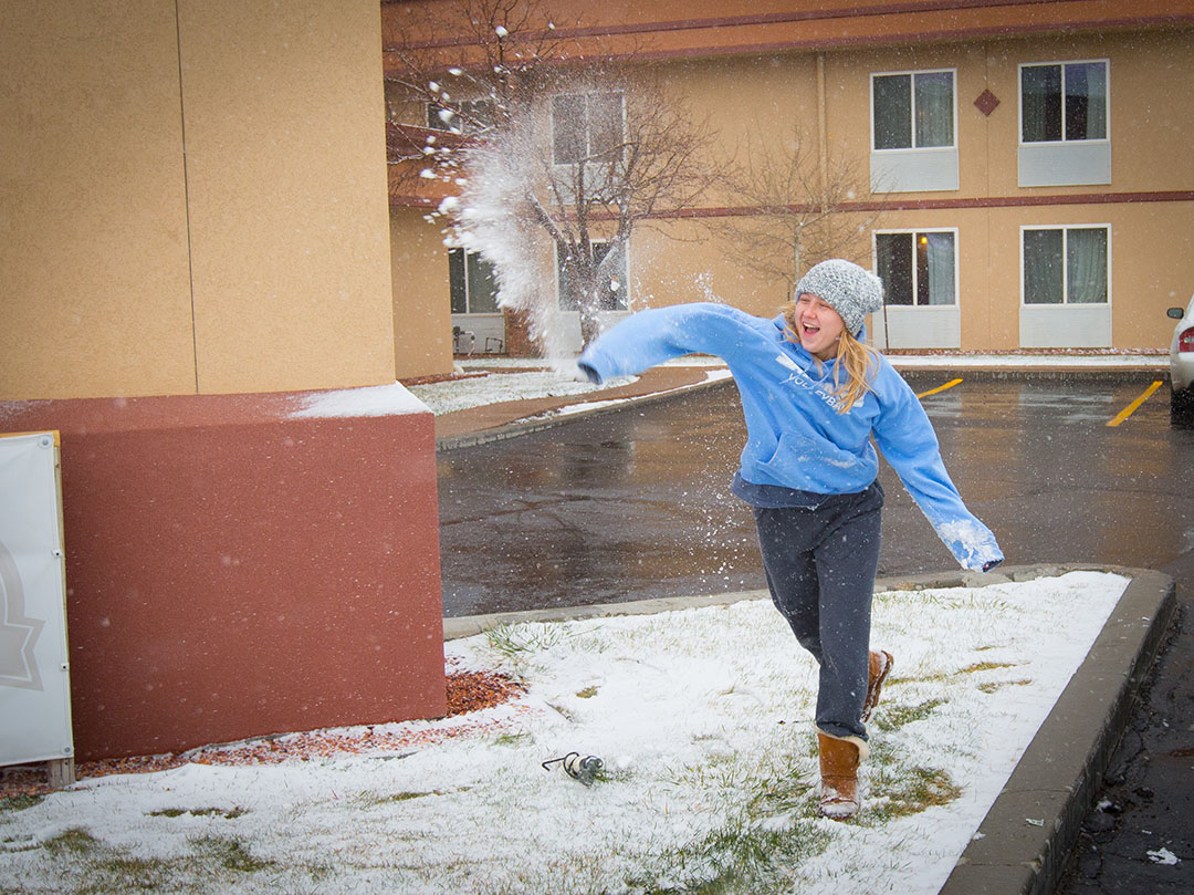 The Santa Fe Saints have breakfast, a team meeting and play in the snow before their opening round game at the NJCAA National Tournament on Thursday, Nov. 17, 2016 in in Casper, WY. (Photo by Matt Stamey/Santa Fe College)